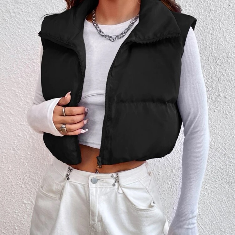 Cropped puffer vest